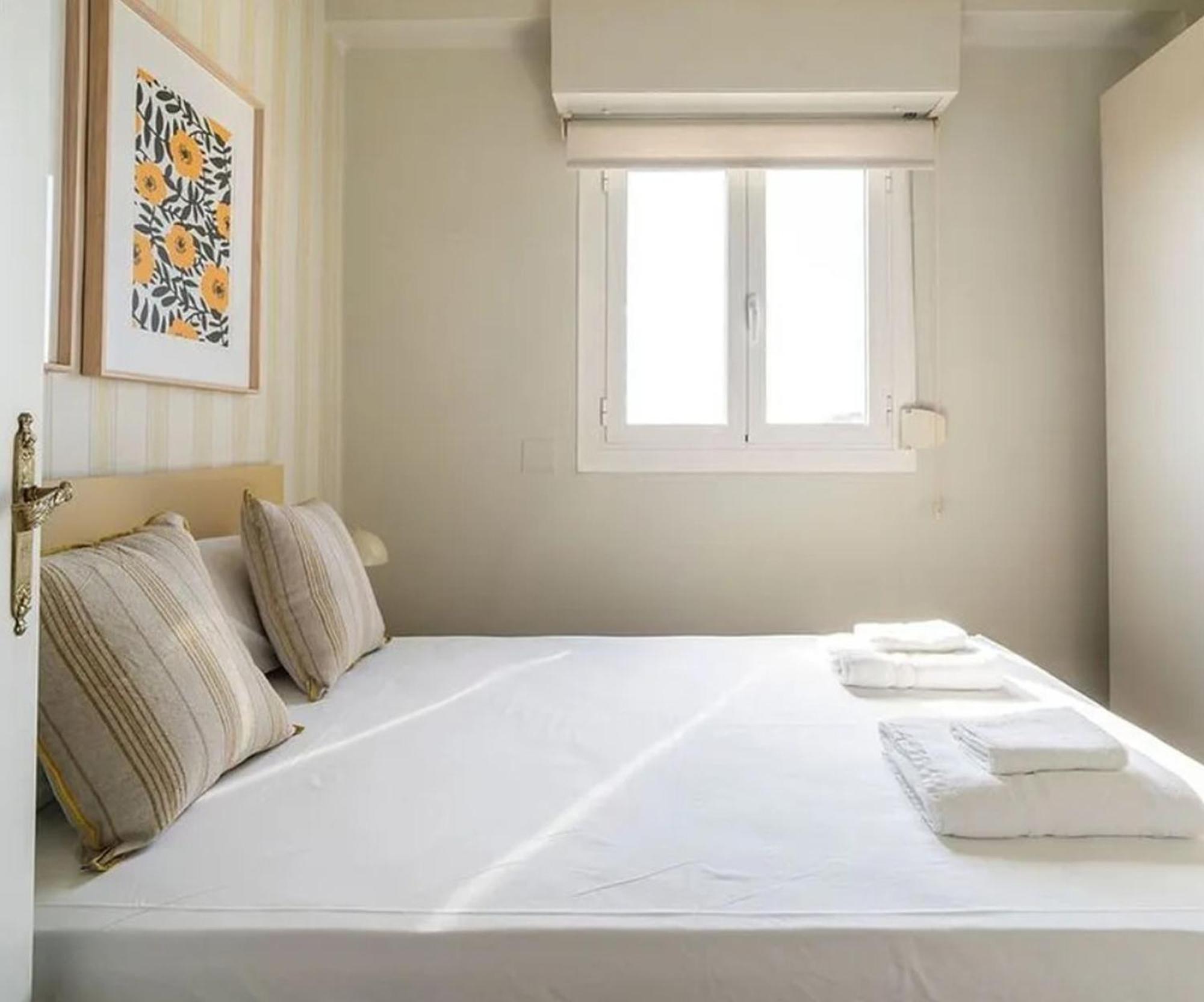 Apartmán Elegante Con 3 Letti A *